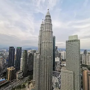 https://premium-sky-suites-klcc-by-autumn-suites.kualalumpurs-hotels.com