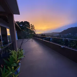 https://feel-home.kandyhotelsnow.com