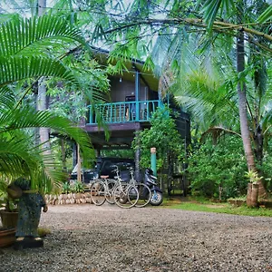 https://passion-ray-villa.kandyhotelsnow.com