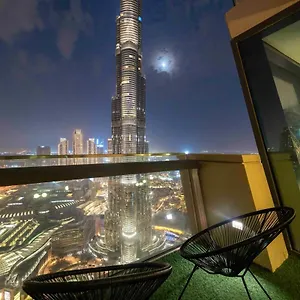 first-class-3br-with-full-burj-khalifa-and-fountain-view-2.dubaihotelsoffers.com/
