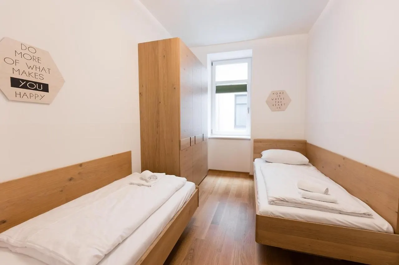 Nadland Apartment Wehlistrasse Vienna 0*,