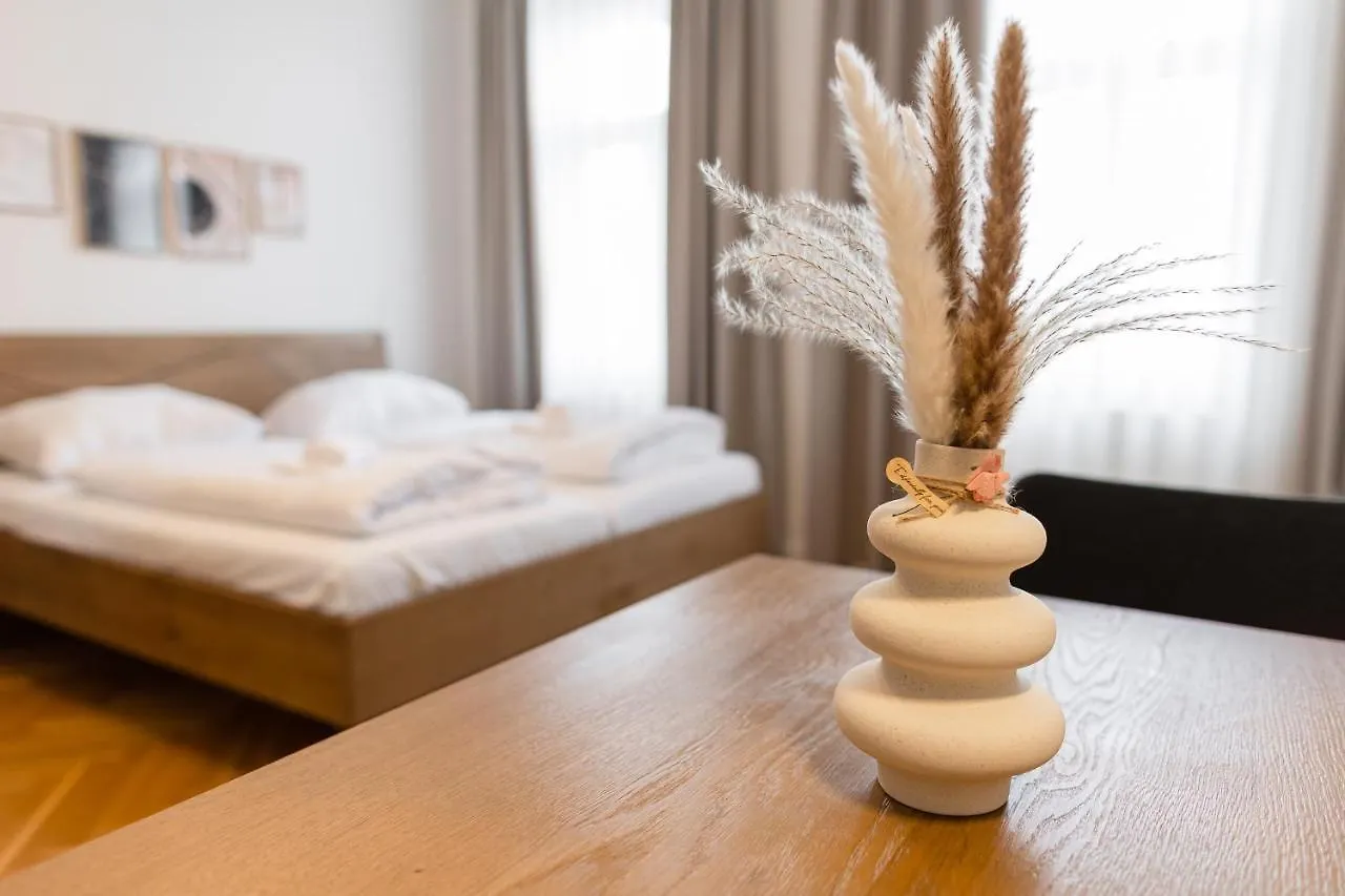 Nadland Apartment Wehlistrasse Vienna